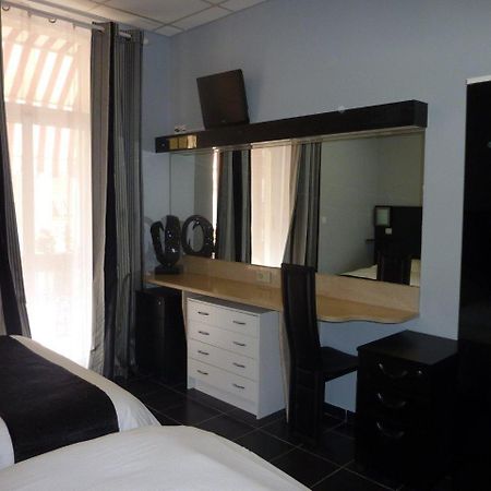 Hotel Villa Boeri Beausoleil Eksteriør bilde